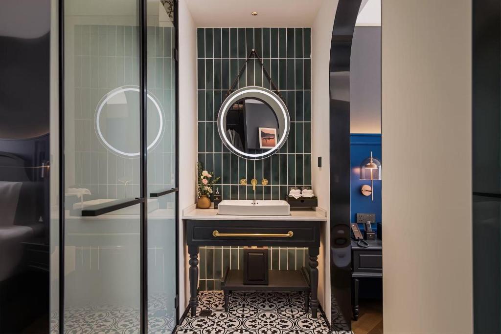 Glond Hotel, Bathrooms photo 62