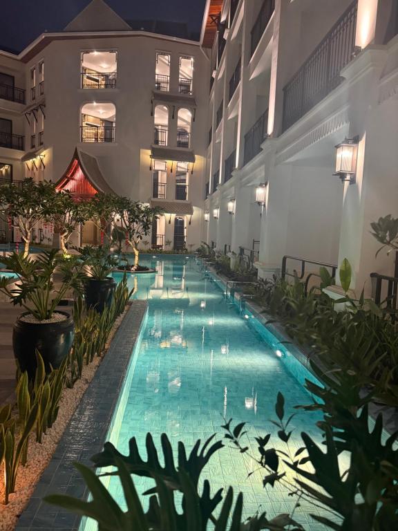 Glond Hotel, Pools and exterior photo 13